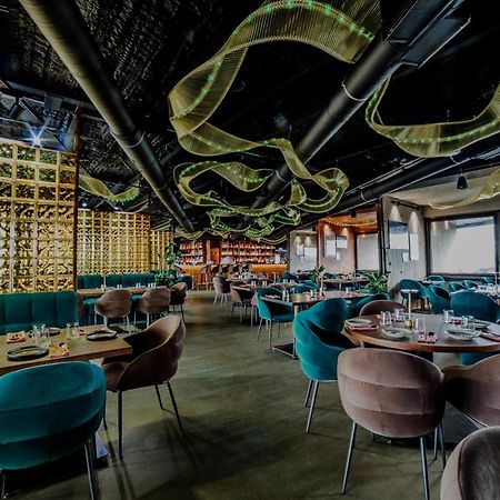 New Port - Premium Floating Aparthotel คราคูฟ ภายนอก รูปภาพ