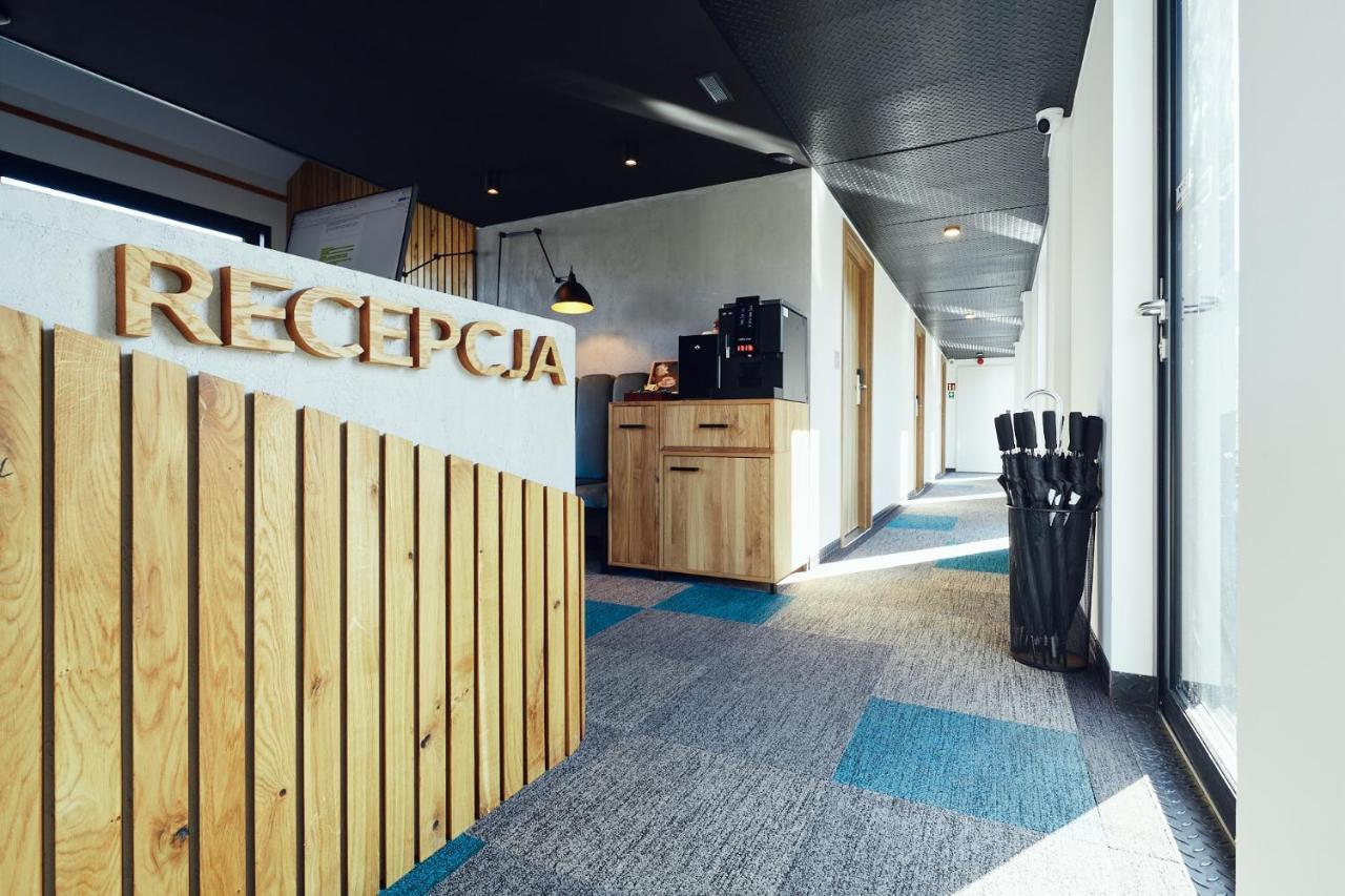 New Port - Premium Floating Aparthotel คราคูฟ ภายนอก รูปภาพ